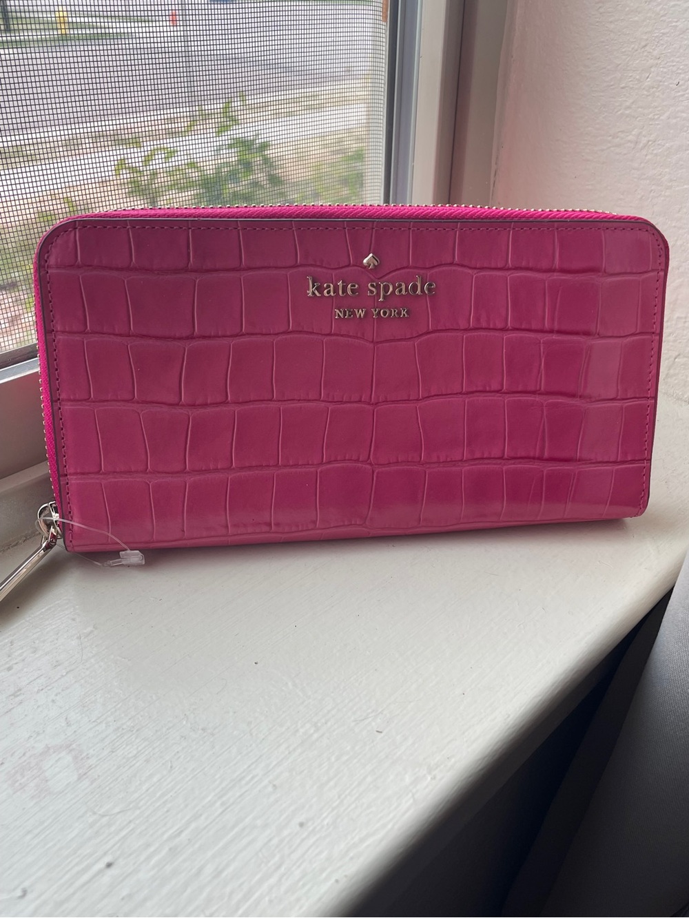 kate spade Hot Pink Croc-Embossed Continental Wallet with Gold Hardware NWOT
